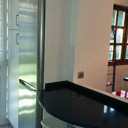 Coqueto Apartamento En Junto A La Playa 格乔